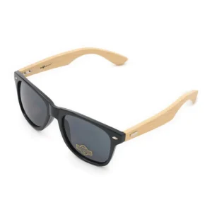 Anteojos Style: anteojos de sol fabricados en PVC, plástico ABS y bambú con protección UV 400. El equilibrio perfecto entre diseño y funcionalidad.